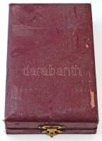 1985. "Munka Érdemrend" bronz fokozata Br zománcozott kitüntetés mellszalaggal, miniatűrre...