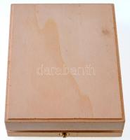 ~1993. "Hubertus Kereszt" zománcozott, ezüstözött fém vadászati kitüntetés miniatűrrel, er...