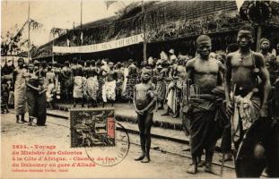 Allada, Dahomey, Voyage du Ministre des Colonies a la Cote dAfrique, Chemin de fer gare/ Travel of the Minister of the Colonies to the Cote dAfrique, African folklore, railway station