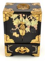 Gyöngyházberakásos fa ékszertartó szekrényke, lakkozott fa, zenélő mechanikus szerkezettel, 3+1 sely...