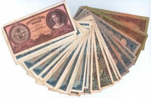 1945. 500P (6x) + 10.000P (4x) + 100.000P (9x) + 1.000.000P (14x) + 1.000.000.000P T:III