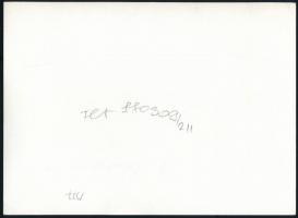 1977 Budapest, zsúfolt autóforgalom, zsúfolt neonreklámokkal a Felszabadulás téren (Ferenciek tere),...