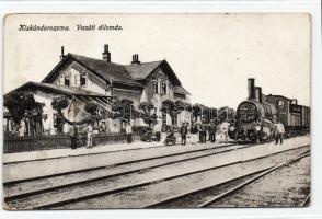 Kiskúndorozsma vasútállomás mozdonnyal