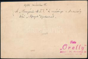 1934 A Hungária MTE és vezérséges a Szabadság téri "Nyugat" irredenta szobornál, hátoldalo...