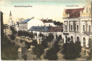1928 Kiskunfélegyháza, Kossuth utca, Népbank, Kiss Lajos üzlete. Roykó B. kiadása (EK)
