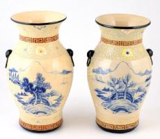 2 db kínai porcelán váza, kézzel festett, jelzett, m: 35 cm