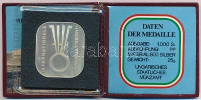1982. "VIII. Női Kézilabda VB - Magyarország" Ag emlékérem eredeti tokban tanúsítvánnyal (...