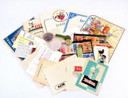 Vegyes úttörő/kisdobos tétel, 50 db, emléklapok, közlekedési úttörők kiadványa, kisdobos újság, kárt...