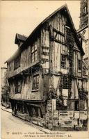 Rouen, Vieille Maison Rue Saint Romain / Old House in Saint-Romain Street, advertisements