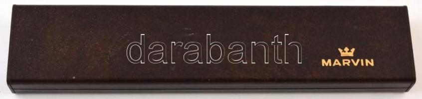 Marvin, mechanikus női karóra. Fém szíjjal, működő állapotban, eredeti dobozában 22x26 mm