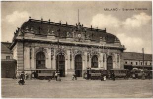 Milano, Milan; Stazione Centrale / railway station, trams
