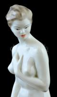 Hollóházi porcelán akt, kézzel festett, jelzett, kis kopásnyomokkal, m: 31 cm