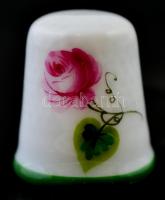 Herendi porcelán rózsamintás gyűszű, kézzel festett, jelzett, hibátlan, m: 2 cm