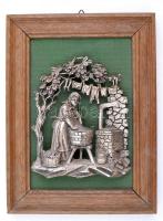 Mosó asszony, préselt fém falikép, fa keretben, 18x14cm