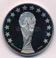 Olaszország 1990. FIFA Labdarúgó Világbajnokság fém emlékérem (39mm) T:PP felületi karc Italy 1990. FIFA World Cup metal commemorative medallion (39mm) C:PP slightly scratched