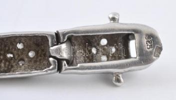 Ezüst(Ag) masszív virágmintás köves karkötő, jelzett, h: 19,5 cm, bruttó: 17,3 g