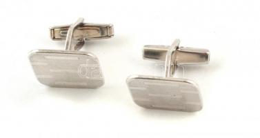 Ezüst(Ag) mandzsettagomb párban, jelzett, 3,2×1,8 cm, nettó: 12,9 g