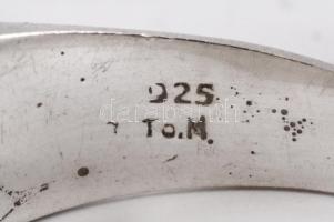 Ezüst(Ag) gyűrű, türkizszínű kővel, jelzett, méret: 54, bruttó: 4,9 g