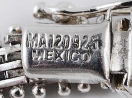 Ezüst(Ag) V-alakú nyakék, és hozzáillő karkötő, jelzett, nettó: 49,6 g