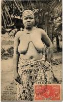 1906 Cote dIvoire, Femme de la Cote de Kroo / African folklore, half-nude woman, TCV card