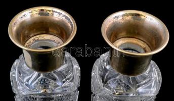 WMF váza pár. Ezüstözött alpakka, ólomkristály. Jelzett. Egyik váza karimáján kis horpadással /  WMF...