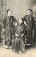 Vietnamese Annamite family