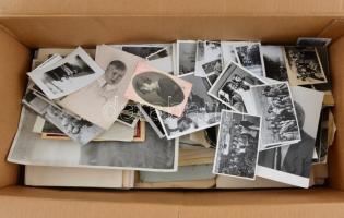 cca 1937-1987 Nagy doboznyi családi levelezési iratok, fotók Sziklay László főiskolai tanár hagyatékából