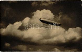 Léghajó / Zeppelin, Luftschiff / airship. photo