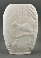 Fácános váza. Biszkvit porcelán. Jelzés nélkül, hibátlan. 24 cm