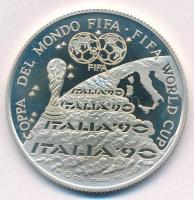 Olaszország 1990. "FIFA Labdarúgó Világbajnokság - Bologna" jelzett Ag emlékérem. Szign.: ...