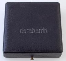 Berán Lajos (1882-1943) 1936. "Z. Zorkóczy Samu" ezüstözött Br emlékérem, eredeti tokban. ...