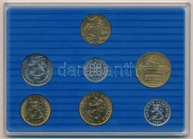 Finnország 1990. 5p-5M (6xklf) + "Suomen Rahapaja" zseton forgalmi sor eredeti műanyag tok...