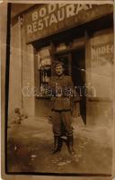 7 db katonai fotólap + 3 fotó