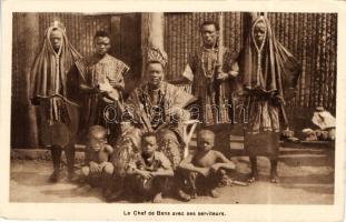 Bana chef and servants