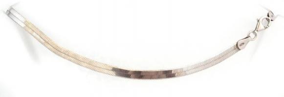 Ezüst(Ag) lapos kígyó nyaklánc, jelzett, h: 42,5 cm, nettó: 10,2 g