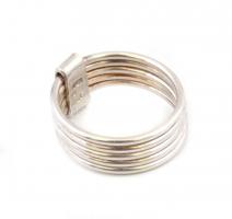 Ezüst(Ag) ötkörös gyűrű, jelzett, méret: 51, nettó: 3,7 g