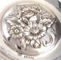 Ezüst(Ag) virágmintás hamutálka, jelzett, d: 8 cm, nettó: 42,7 g