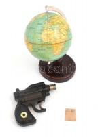 Kis földgömb, sérült, m: 15,5 cm + pisztoly alakú öngyújtó, 9×9 cm + tűzkő