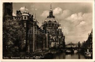 1936 Berlin, Spreepartie mit Dom und Schloss / Spree-river with Cathedral and royal palace, bridge, ships (EK)
