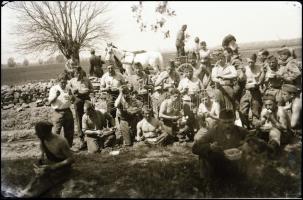 cca 1940-1944 II. világháborús katonai fotónegatívok, 12 db, 6×9 cm