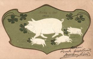 New Year, pigs Embossed (EK)