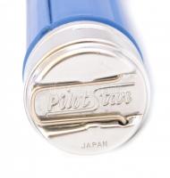 Pilot star Japan feliratú, világító csavarhúzó, 3 db eredeti fejjel, 1 db fej hiányzik, eredeti sérü...