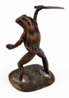 Teniszező béka, bronz figura, jelzett, m: 5,5 cm
