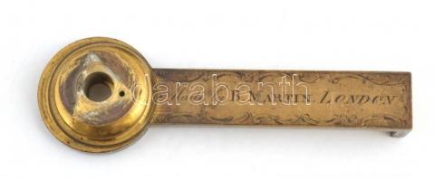 XIX. sz. eleje: B. Martin, London mikroszkóp, réz, jelzett, hiányos, egy lencse eltört, nem hozzá va...