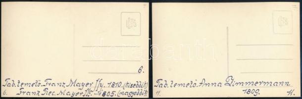 1930 Budapest, A tabáni temető 2 régi sírja, 2 db fotólap, hátoldalon feliratozva, 14×9 cm