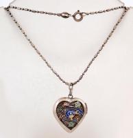 Ezüst(Ag) nyaklánc, szív alakú medállal, jelzett, h: 42 cm, bruttó: 8,5 g