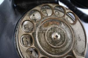 Régi, bakelit telefon