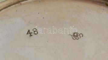 Ezüst(Ag) tükrös púdertartó, gravírozott ajándékozási felirattal, jelzett, d: 10 cm, bruttó: 127,3 g