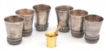 Orosz eüstözött alpakka pálinkás készlet, filigrán díszítéssel, 6 db kupica + 1 db tál, d: 16,5 cm