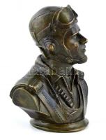 cca 1900 gr. Almási László repülős, felfedező, az Angol beteg bronz mellszobra 9 cm